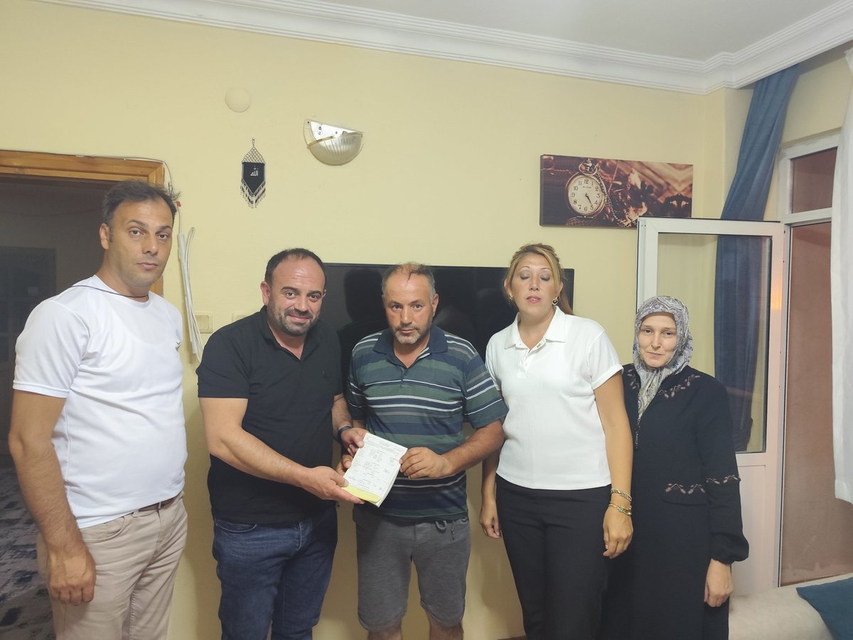 AK Parti’mizin 24. kuruluş yıl dönümünde, aramıza katılan yeni yol arkadaşlarımızla gücümüze güç katmaya devam ediyoruz İlçe Başkanımız Sn Recep Kaya nın Selamlarını ileterek ilk günkü aşkla heyecanla durmak yok yola devam.
#AkPartiGebze
#RecepKaya
#AkGüzeller