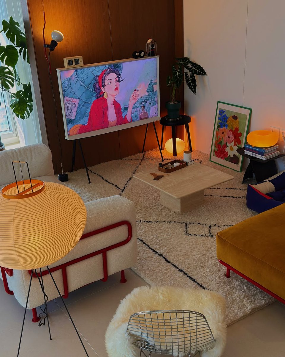 interiorsuckerr tweet picture