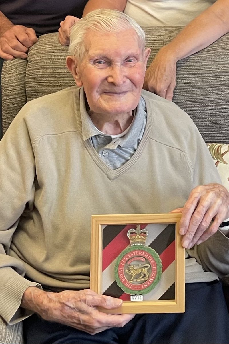 HarryBucknall's tweet image. Three Legends … Charlie Richards, Joseph Hammond and Sid Machin … veterans of 14th Army who defeated the Japanese in the hard fought, hard won #BurmaCampaign of #WW2 . Thank you for your service. #VJ80  @ArmyBenFund @pte_hammond 

armybenevolentfund.org/voices-of-vj-d…