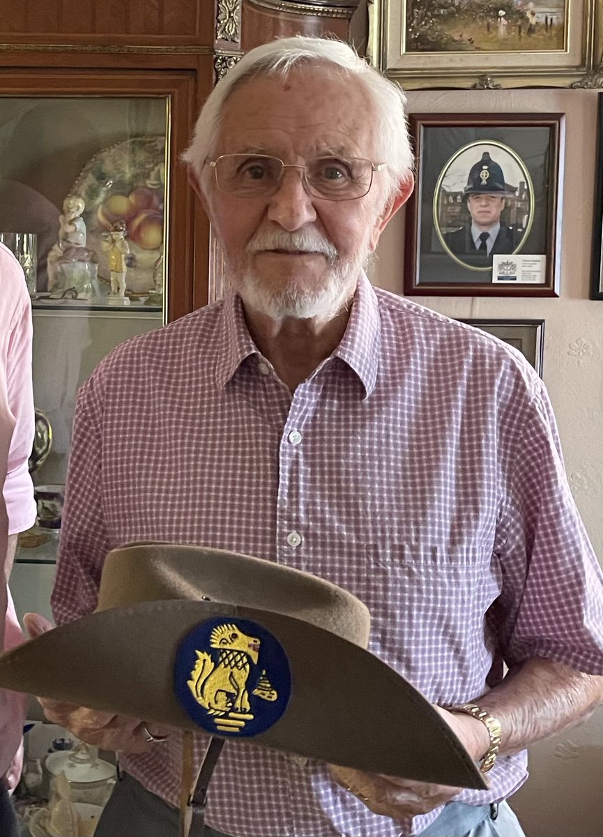 HarryBucknall's tweet image. Three Legends … Charlie Richards, Joseph Hammond and Sid Machin … veterans of 14th Army who defeated the Japanese in the hard fought, hard won #BurmaCampaign of #WW2 . Thank you for your service. #VJ80  @ArmyBenFund @pte_hammond 

armybenevolentfund.org/voices-of-vj-d…