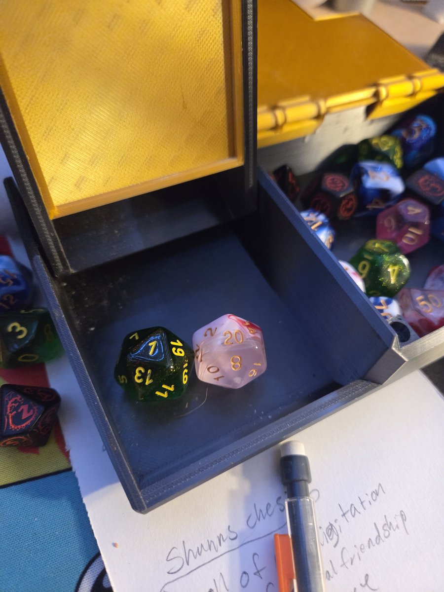 The duality of every evil npc (・・;)