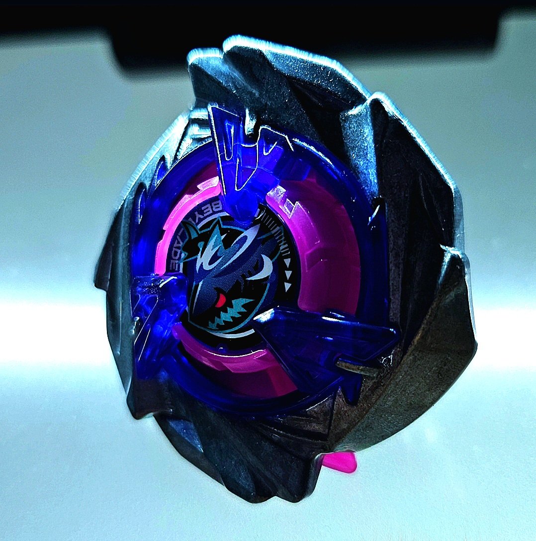 Meiden_Meiko's tweet photo. SHARK SCALE 🦈🦈
#BEYBLADEX #Sharkscale https://t.co/2M91YpF3UD