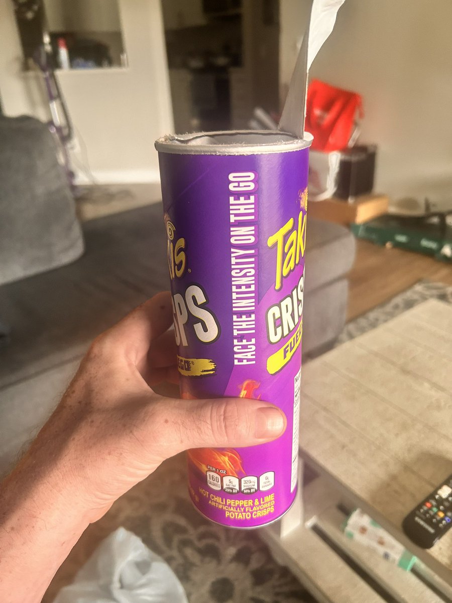 immortalbones's tweet photo. @TakisUSA I don’t understand why y’all feel the need to only fill it halfway. I’d still buy it if the tube wasn’t twice the size of the chips. I feel like that’s unnecessary waste. Stop being a wastrel. #stop https://t.co/1qvcJUQdCA
