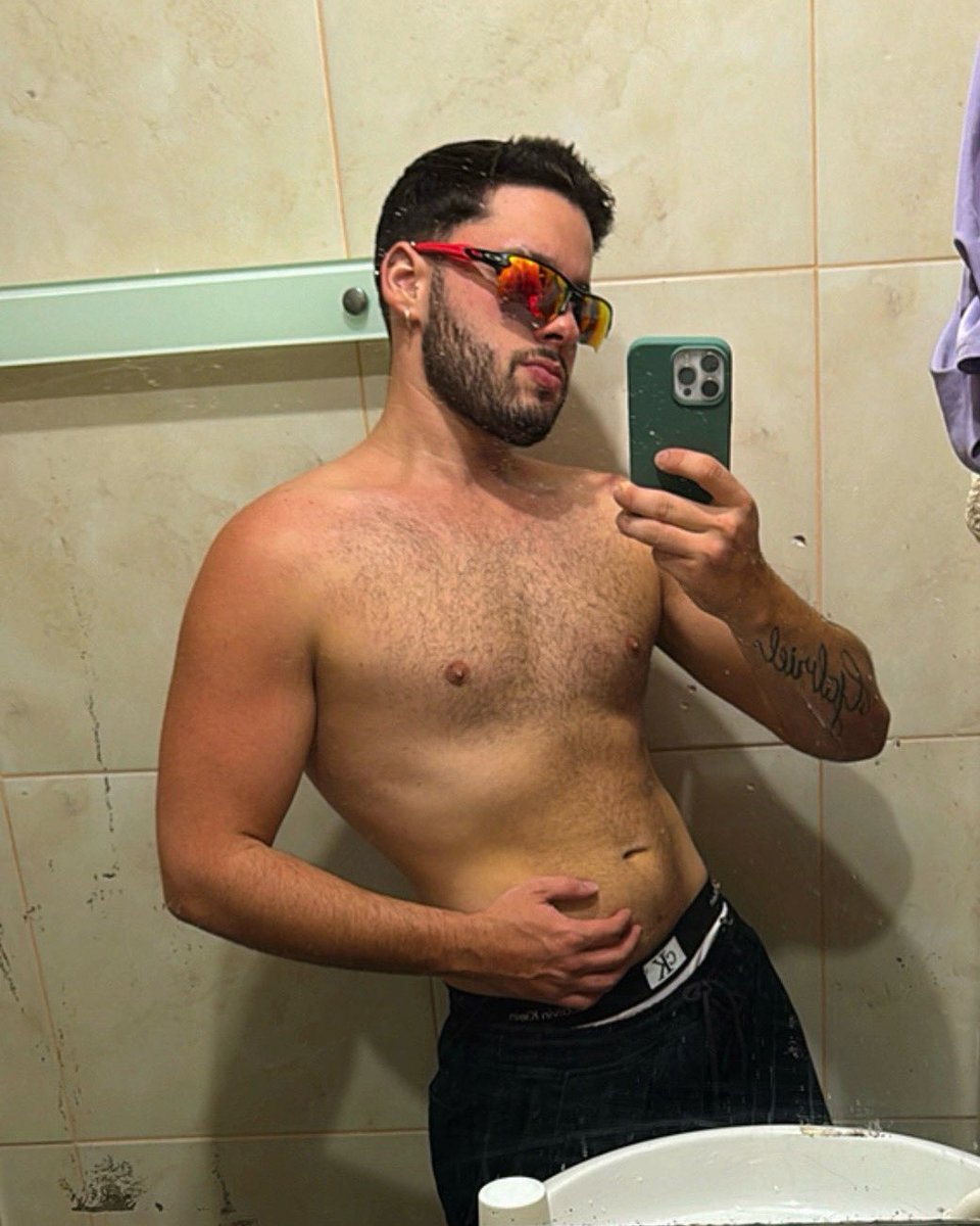 GabrielGuerine's tweet photo. #tbt de um aí 😻🙈😏😮‍💨❤️🔥 https://t.co/gCUDgD9nNS