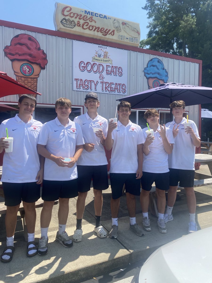 CardinalHSGolf's tweet image. A highly recommended spot leaving Cortland today!  The Huskies pick up another tight road conference win vs Maplewood.  Another new course to us.  Top 4 Huskies are Bryce, Evan, Blake &amp;amp; Kannon. ⁦@CLSD_Huskies⁩ ⁦@cardinalhuskies⁩