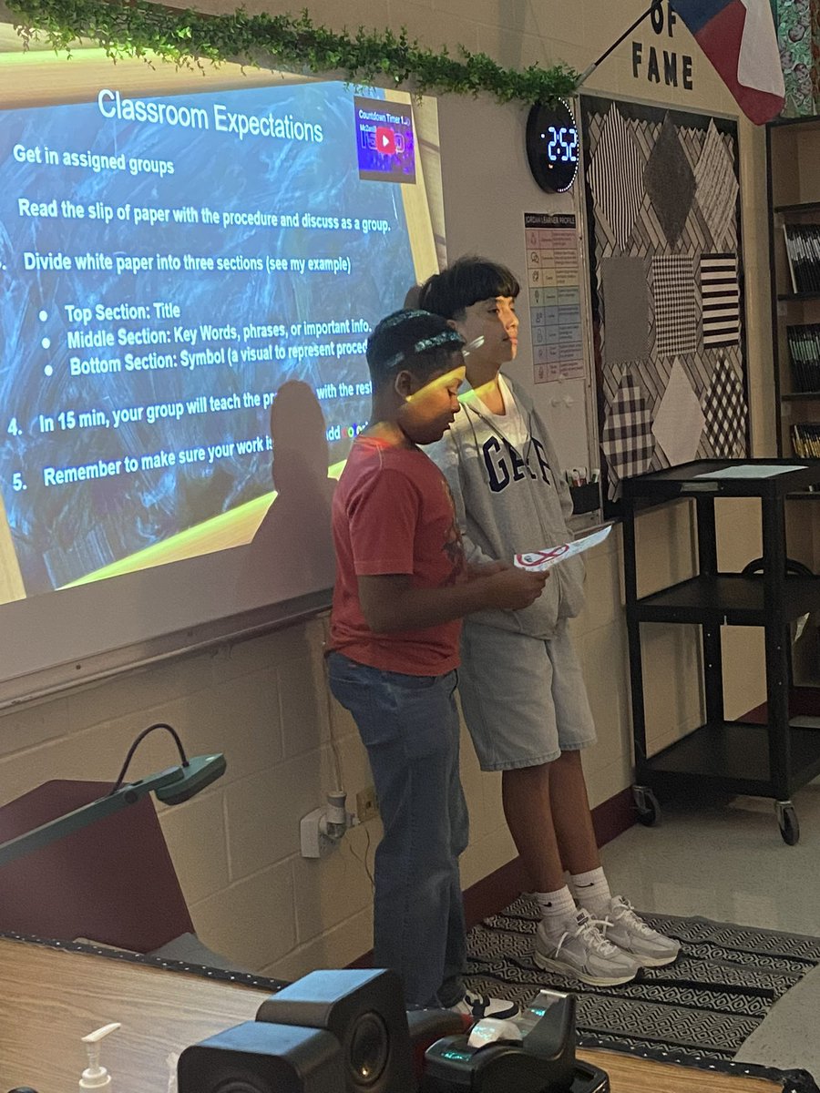 Denise Larson tweet media