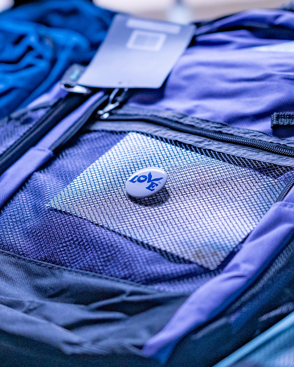 Love Button Global Movement tweet media