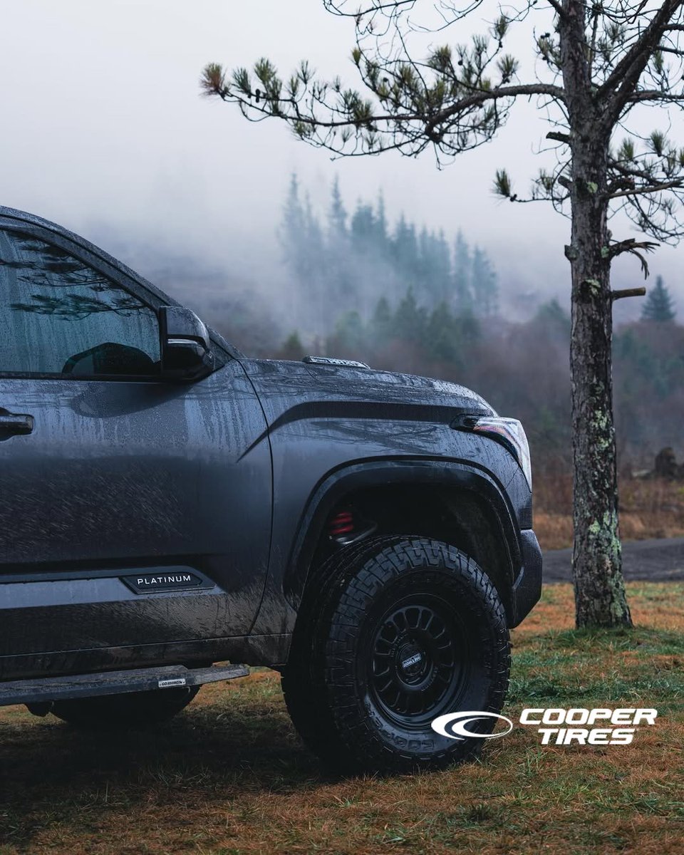 LlantasCooperEc's tweet photo. 🌧️ La lluvia no te detiene.
🌲 El lodo no te asusta.
Tu espíritu busca caminos que otros evitan.
Con Cooper Tires, cada ruta en Ecuador se transforma en emoción.
 Siente el camino. Vive la aventura. 🛞🇪🇨
#CooperTiresEcuador #SienteElCamino #Aventura4x4 https://t.co/3FmcU70Iva