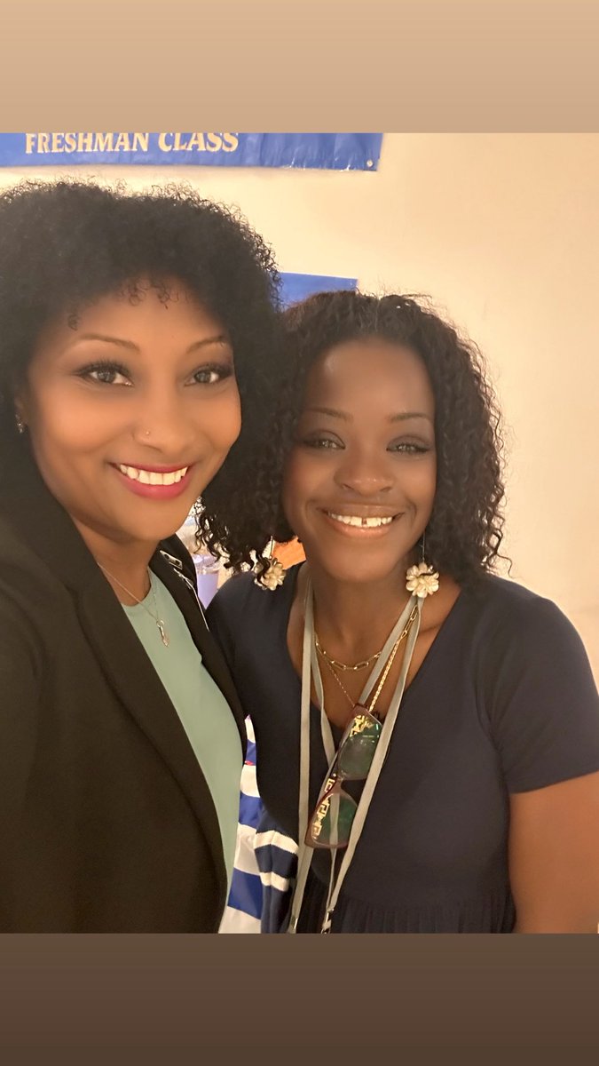joyner_shameka's tweet photo. It was a fantastic two days of PD. I’m charged and ready to roll with coaching and supporting our ALL STAR teachers. I felt home today with our Elementary folks ! #anchoredinexcellence
#mainthing… the main thing
#data &action https://t.co/X9ExcscP6M