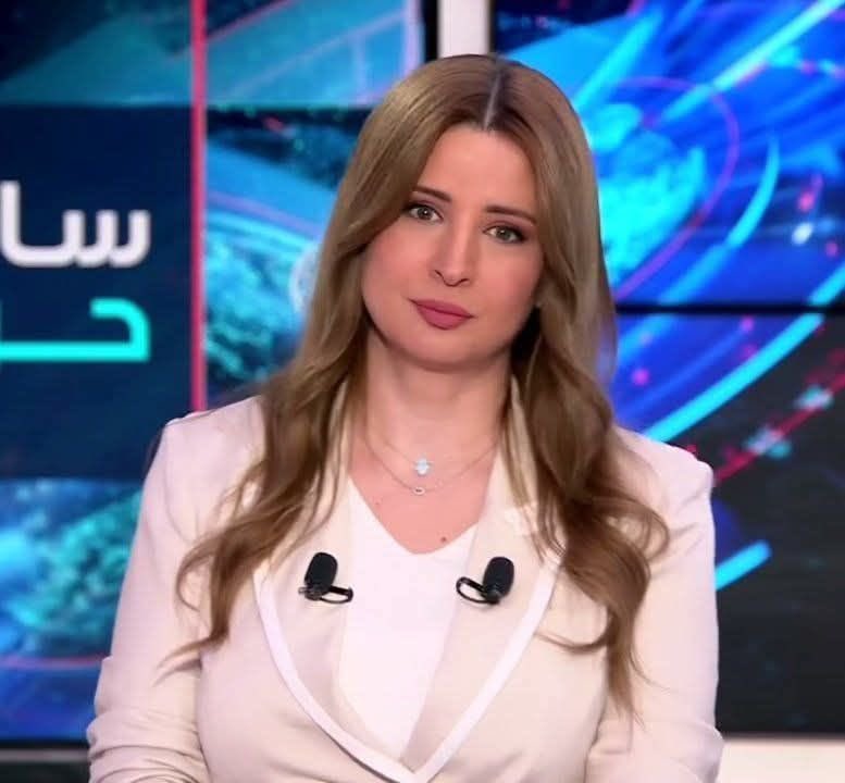 طرد ريم بوقمرة من قناة العربية بعد ثبوت
أثار طرد الإعلامية ريم بوقمرة من قناة العربية جدلاً واسعاً. الحادثة لفتت انتباه الجمهور وأثارت نقاشات حادة على منصات التواصل الاجتماعي.

بوقمرة، المعروفة ببرامجها المميزة، كانت جزءاً من القناة لفترة طويلة. قرار الطرد أثار استياء العديد من