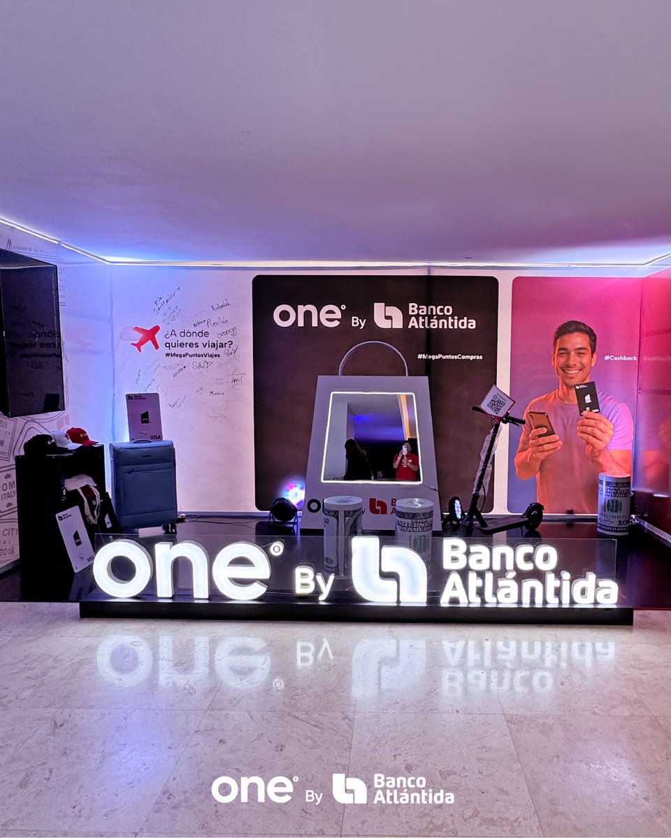 one_atlantidasv's tweet photo. 🚀 Los mejores momentos en el #StateOfDigital con One patrocinador oficial del evento de marketing digital más relevante del país.  🙌

#OneByBancoAtlántida #SOD2025 https://t.co/AKnh0rT69D