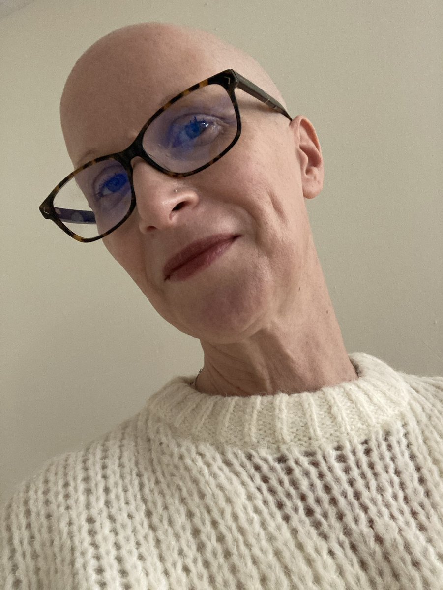 I need to focus on home &amp; resting today so I don’t have a new selfie for my ovarian cancer research fundraiser. But just to show how far you can go in one years, this is August 13, 2025. If you can give, please do, if you can’t, I’d love a RT. #fuckcancer 
tinyurl.com/Jean-Fundraiser