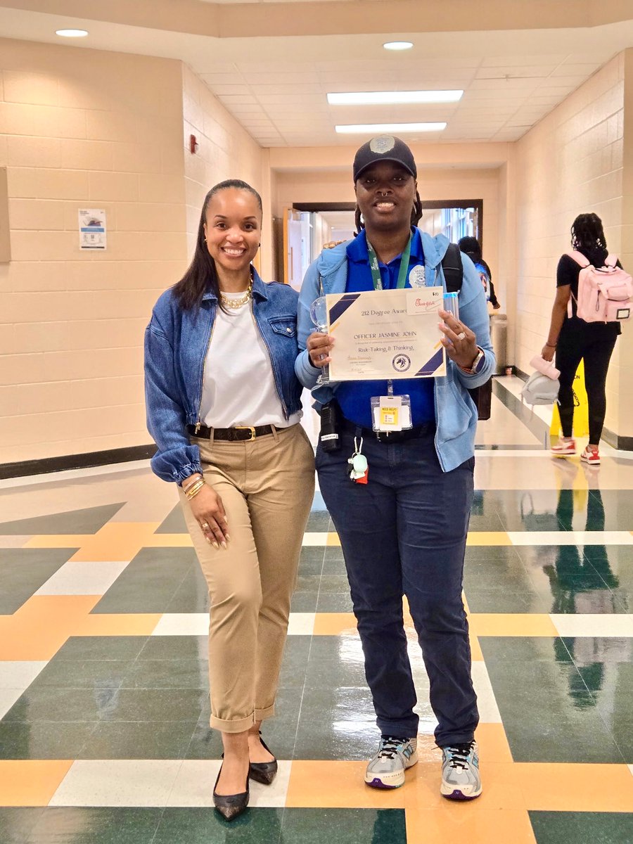 AmyNWatson1's tweet photo. Let’s celebrate each other with purpose as we honor our @SSCMS_FCS August 212 degree recipients! #212Strong 🚂#PurposeInAction @lhwoodruff @MarcquezHaley @HosleyStephanie @FultonCoSchools https://t.co/OO2C4ZR37U