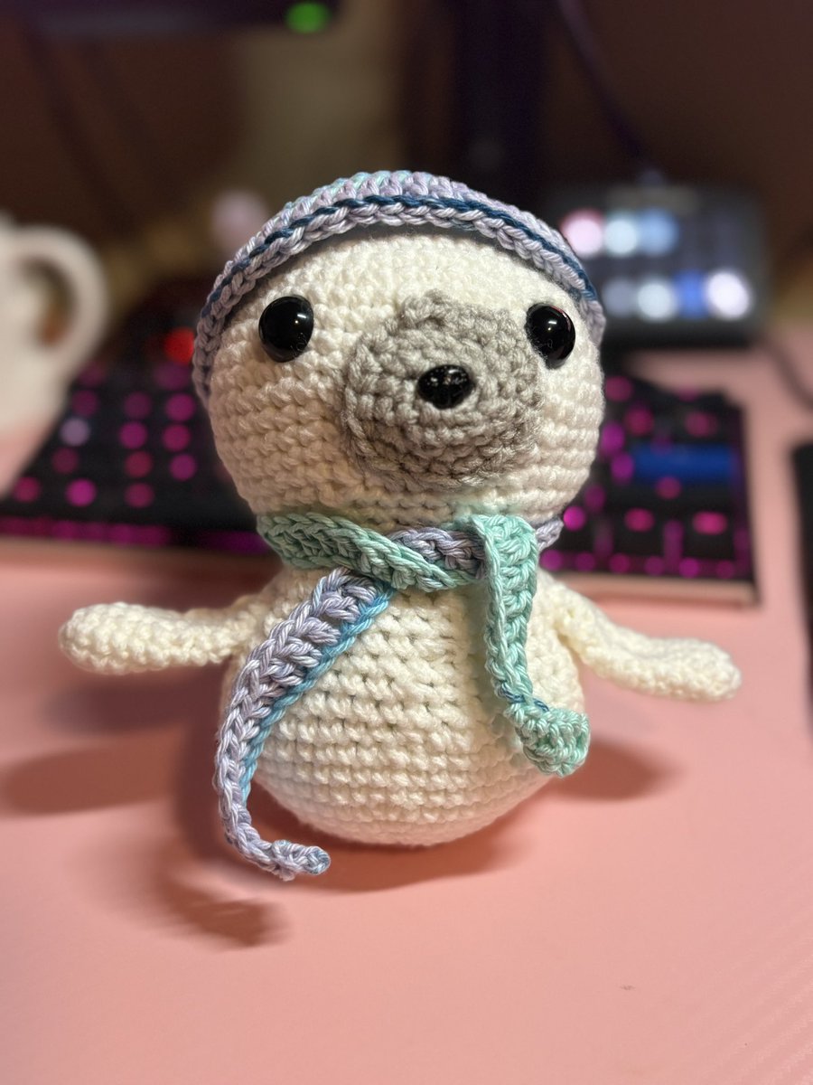 CamiCrocheting's tweet photo. Haven’t posted in awhile 

Just finished this cute seal. Pattern is “Sammy the Seal” by littlemuggles! (ig) https://t.co/qvFTYt8CU6