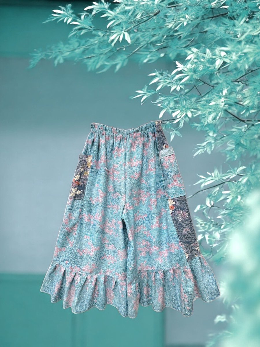 kaya1209's tweet photo. ボリュームスカート&amp;パンツ
まだまだあります👍

＊pinzoro kimono remake
  
ご来店お問い合わせ
お待ちしております🥰♪

#着物リメイクスカート 
#patchworkdress
#リメイク新商品
#リメイク専門
#ハンドメイド専門 
#costume #衣装
#中野kaya
#中野ブロードウェイ https://t.co/60v0EU9TAZ