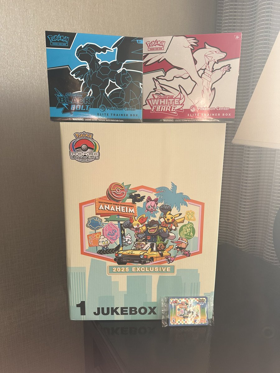Looking to sell Pokemon Worlds Promo Pack, Jukebox, and White Flare/Black Bolt ETBs

DM if interested