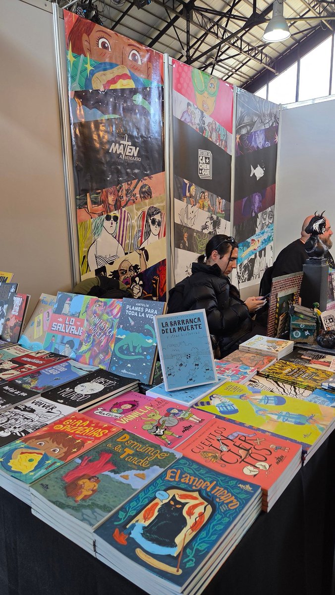 Hoy jueves fue nuestro primer dia de esta edición 14 de <a href="/crackbangboom/">Crack Bang Boom</a> en #Rosario. Compartimos espacio con Historieta Cachengue y <a href="/DerivaEditorial/">Editorial Deriva</a> - nos encuentran en el Pabellón Crack. Sigue hasta el domingo!