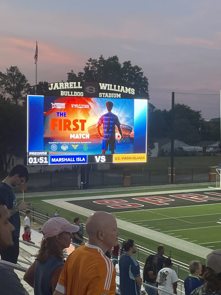 LDavis_Sports's tweet photo. Historic match tonight as the Marshall Islands Soccer Federation is playing their first International match in Springdale, AR against the U.S. Virgin Islands! 🇲🇭 ⚽️ 🇻🇮 #Soccer #Football https://t.co/wwz0FpQj8u