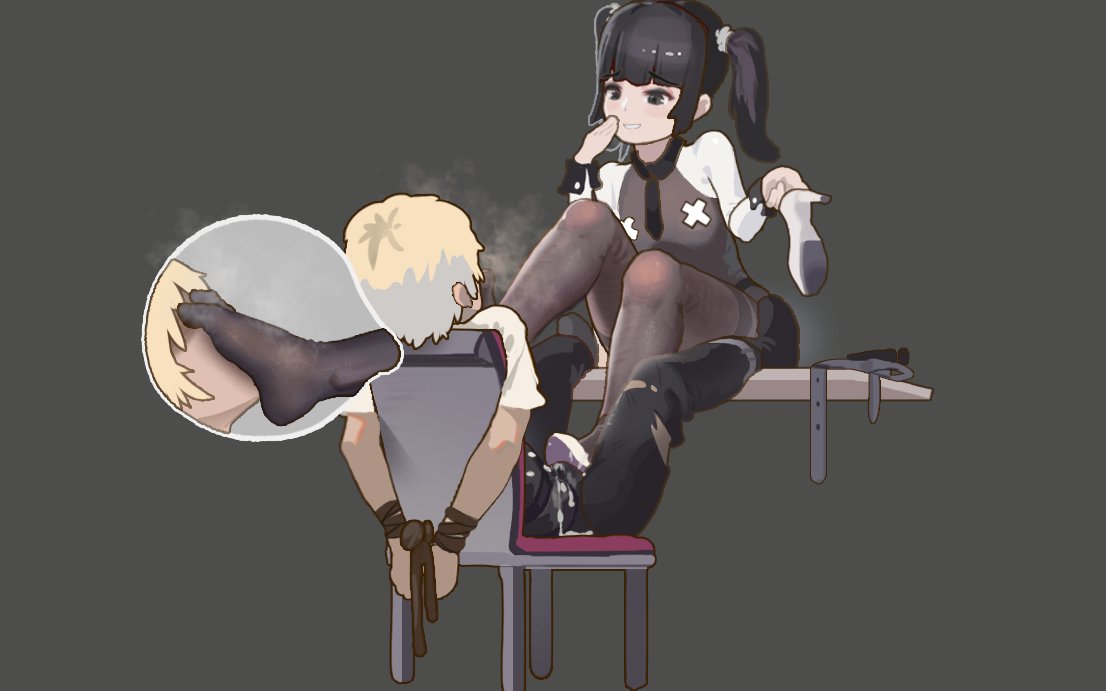 可悪，她居然想把🦶塞你嘴裏...（她當然會得逞）🥺