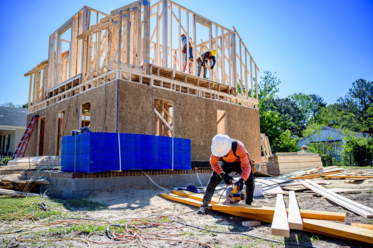 GirdnerJerry's tweet photo. 🚜🏠 Tiger Trades is coming to Princeton!
Thanks to a $300,000 grant from the Patterson Family Foundation, students will gain hands-on experience in carpentry, plumbing &amp; electrical work by building a home each year. Turning vacant lots into thriving homes, one project at a time! https://t.co/5SHBAgqgJ9
