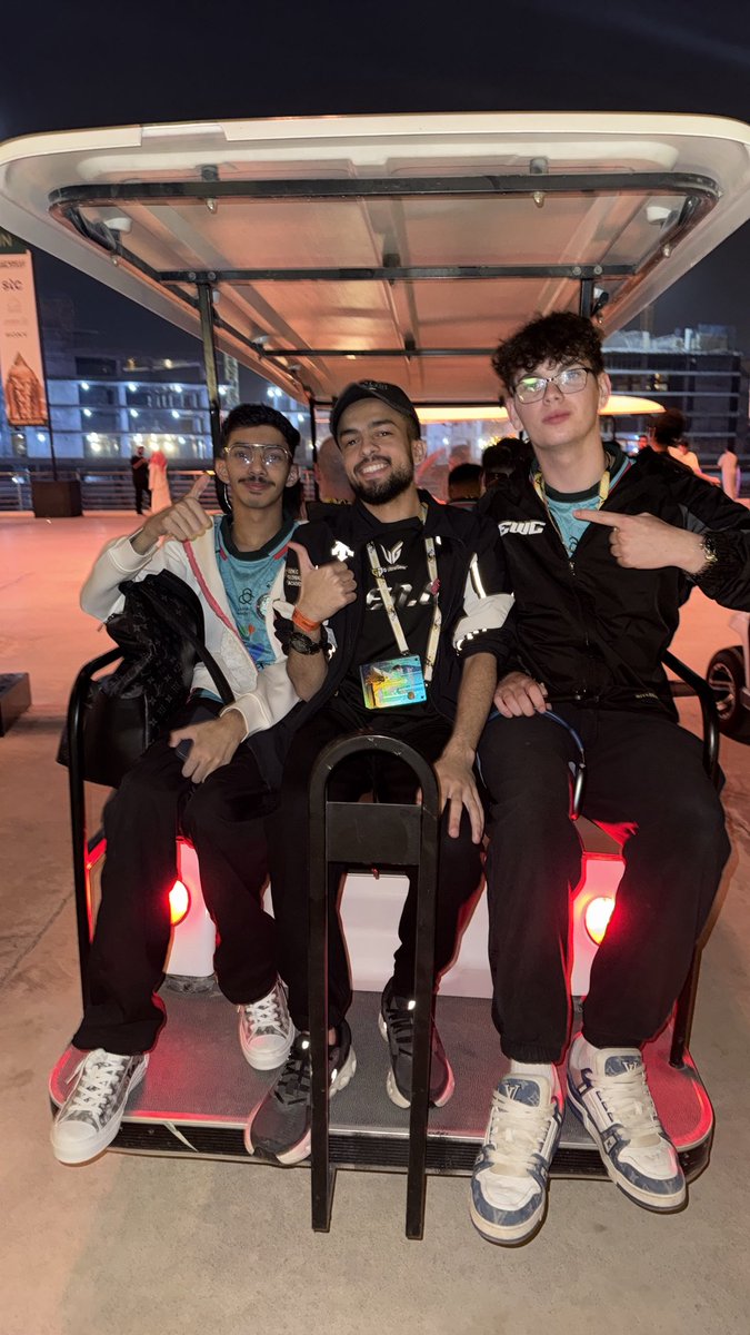 Winners of Day 1 ✅ #EWC 
<a href="/GenG/">Gen.G Esports</a> 🤝🏻 <a href="/TwisMinds/">Twisted Minds 🧠</a>