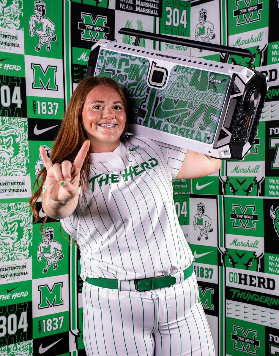 Kennedy Lamb 2026 Marshall Commit tweet media