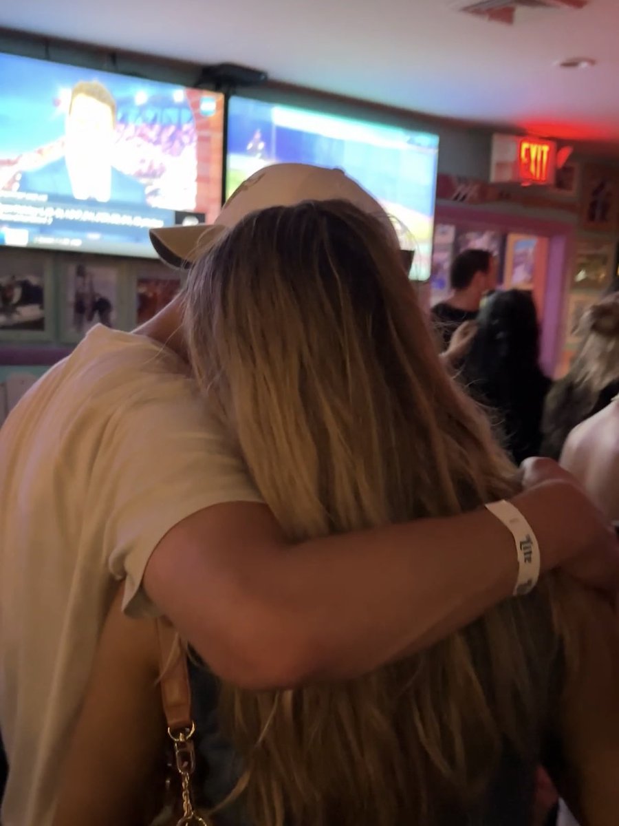 Barstool Beach House tweet media