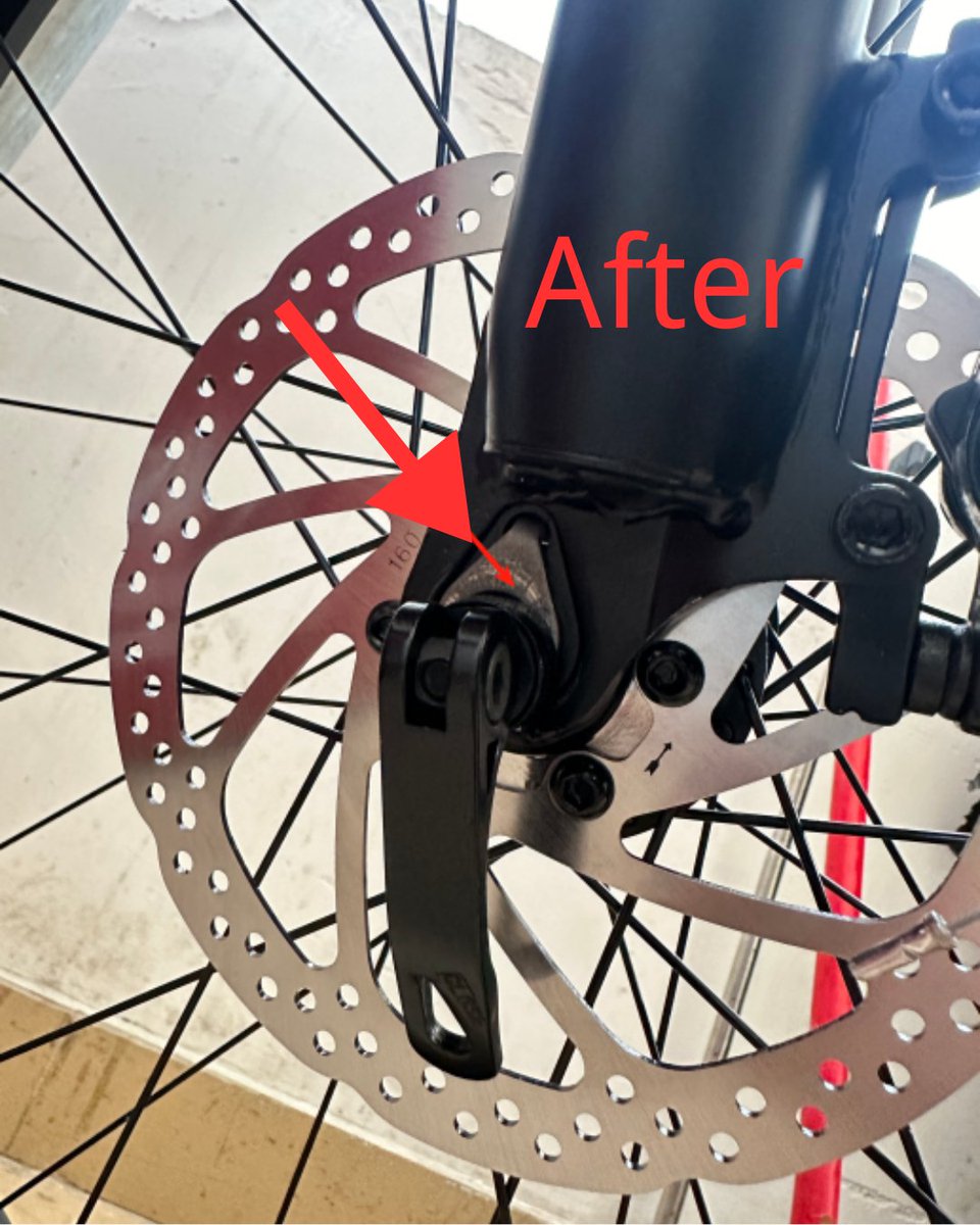amyetebike's tweet image. ⚠️Ride Safe, Check First! ⚠️
Before every ride, make sure your safety hook is properly installed.
A 10-second check could prevent an accident. Your safety is worth it. 🚲💙
#EBikeTips #EBIKE #ElectricBikeTutorial #CyclingLife #amyetebike #electricbike
