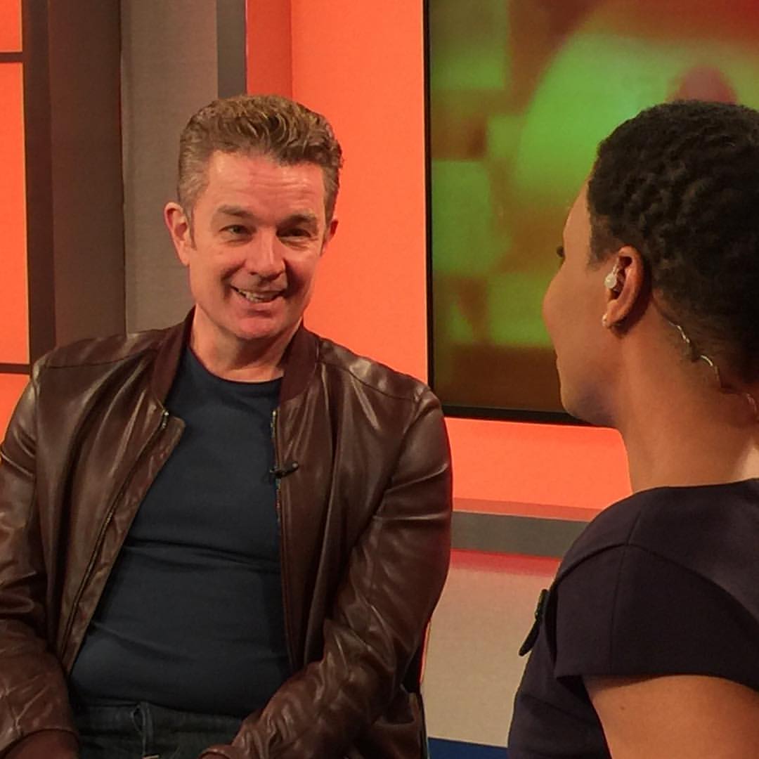 jamie_marsters's tweet photo. Pic of the Day: James Marsters being interviewed ahead of his appearance at Wizard World St Louis 2016
@JamesMarstersOf #JamesMarsters #WizardWorldStLouis #StLouisComicCon #ChattyJames #IsA #HappyJames #LoveToSeeIt https://t.co/z51vRLKvLx