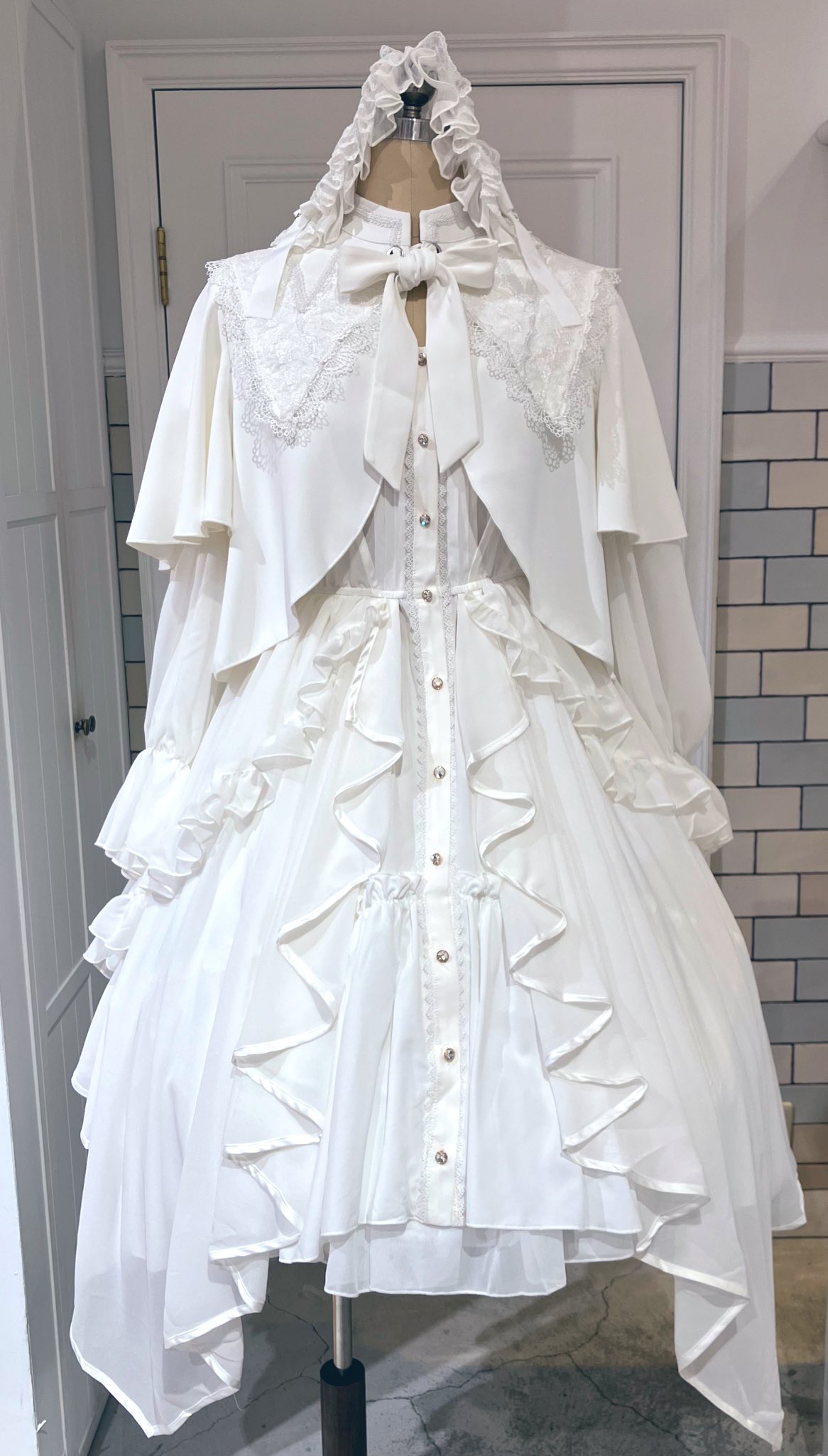 星箱Works　サマーピクニック　フリルキャップ　ベージュ　生成　タグ付き 9c0ab2a1939e59e1cacf9a58d053f2