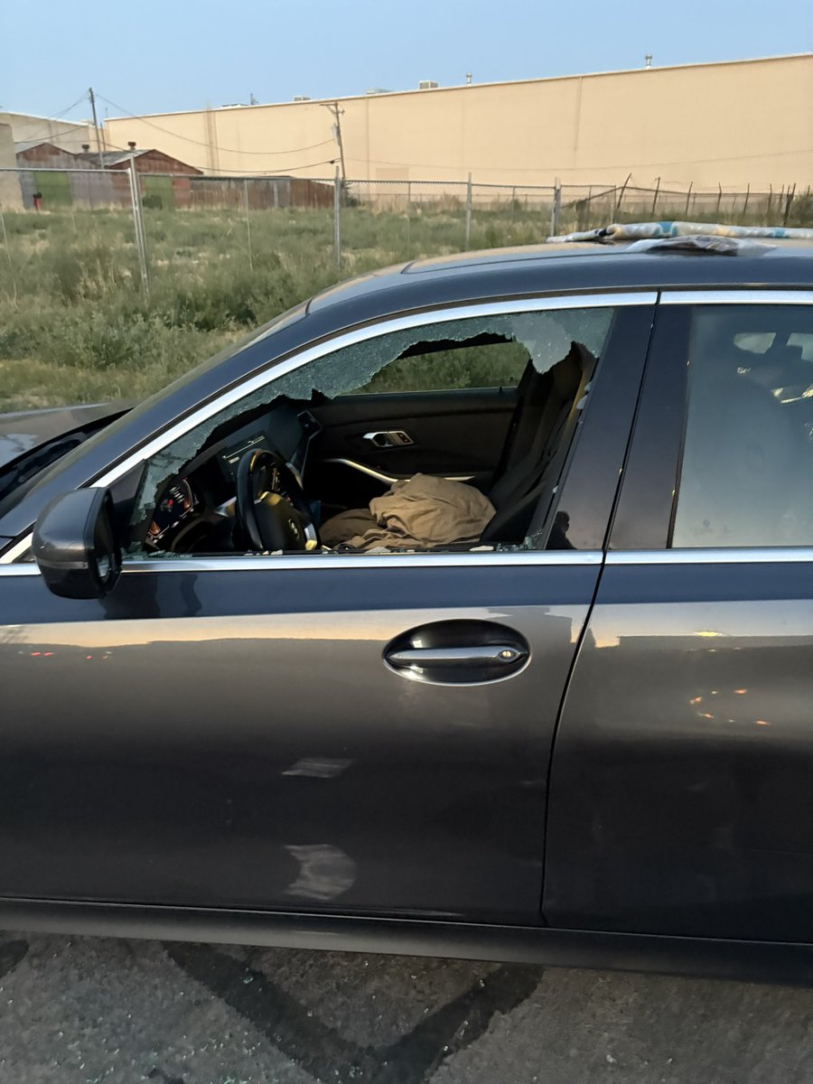 bigredthreat's tweet photo. @franciscellis Try having yours broken in SLC on a drive from NY to LA https://t.co/P5vA5FKjVC