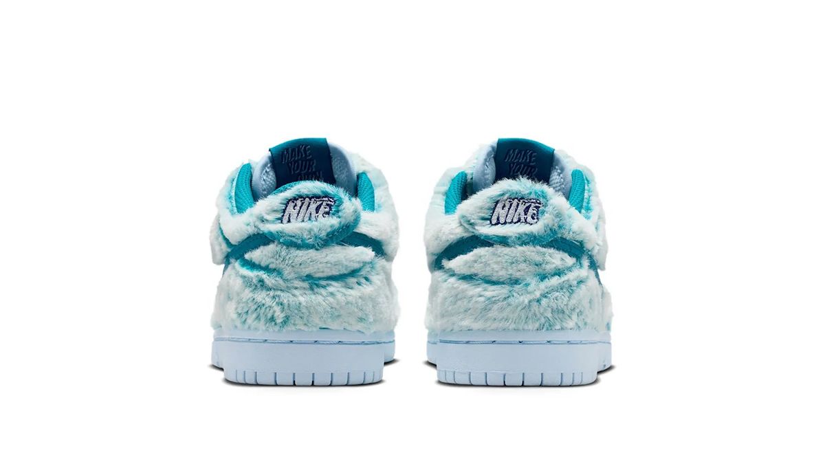 「ナイキ」が“イエティ”をモチーフにしたスニーカーを発売　ぬいぐるみキーホルダー付き
wwdjapan.com/articles/21838…