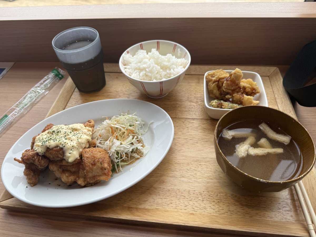 BfmvShun's tweet photo. 最近社食ばっかりやなー https://t.co/wI5Kkry3f7