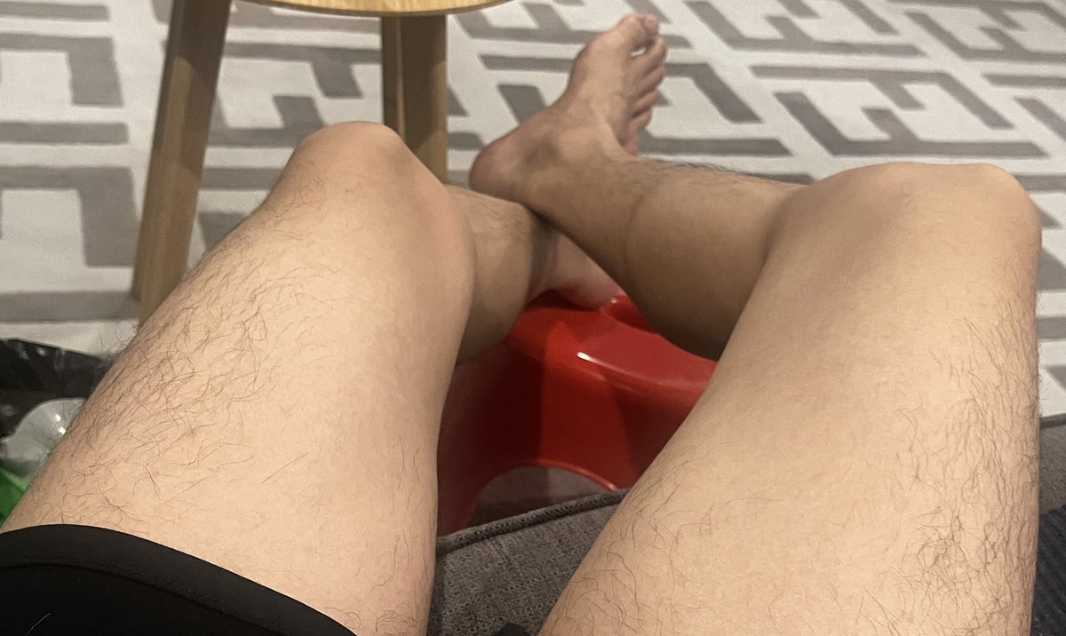B8tneQ's tweet photo. 实话实说
昨晚他qia着我脖子从后面猛撞的那几下
够我回味一阵子 https://t.co/Q5j8z66U3C