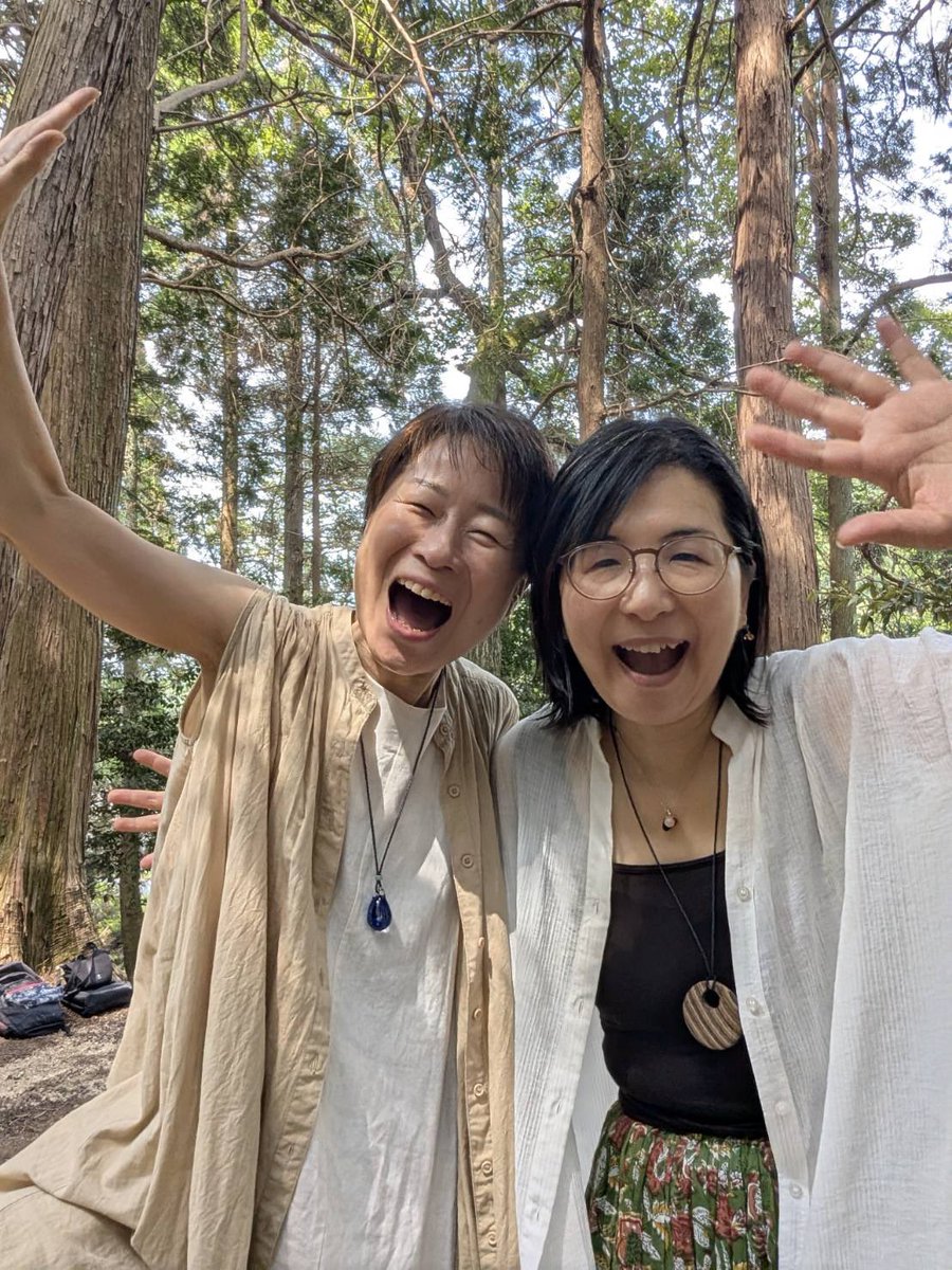 wcreate_cat's tweet photo. 身内など近しい人が愛しいあまり、
あんまり心配を送らないように。
小さな波動はやがて大きくなり相手に取り憑くように圧力をかけていることを忘れずに。
もし一瞬でも心配を送ってしまった？
何があっても大丈夫！なんとかなります😊で置き換えよう。
周波数は瞬間に変わるのが良いところ。 https://t.co/KQRzBvHXQZ