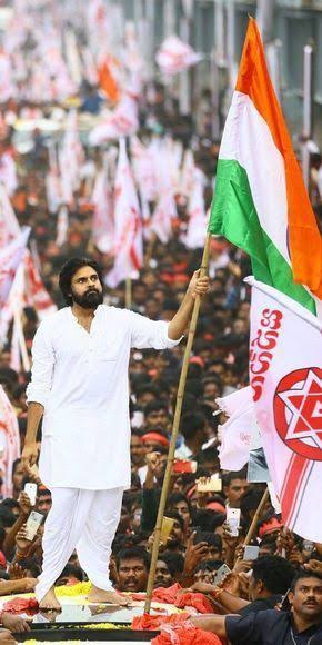 IPeddiVenkatesh's tweet photo. Happy independence day @PawanKalyan https://t.co/HB3JXHMs1q