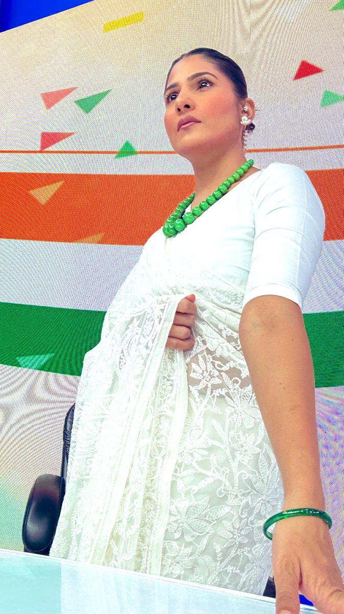 धन्य हैं हम कि इस ज़मीन की पैदाइश हैं
इसी मिट्टी के लिए जिएँ और इसी में समा जाएं 
बस इतनी सी ख़्वाहिश है…
आज़ाद, निडर, विशाल, समावेशी भारत 
आपका, मेरा, हम सबका भारत 🇮🇳 
जय हो.. विजय हो 
79वां स्वतंत्रता दिवस की आप सभी को हार्दिक शुभकामनाएँ