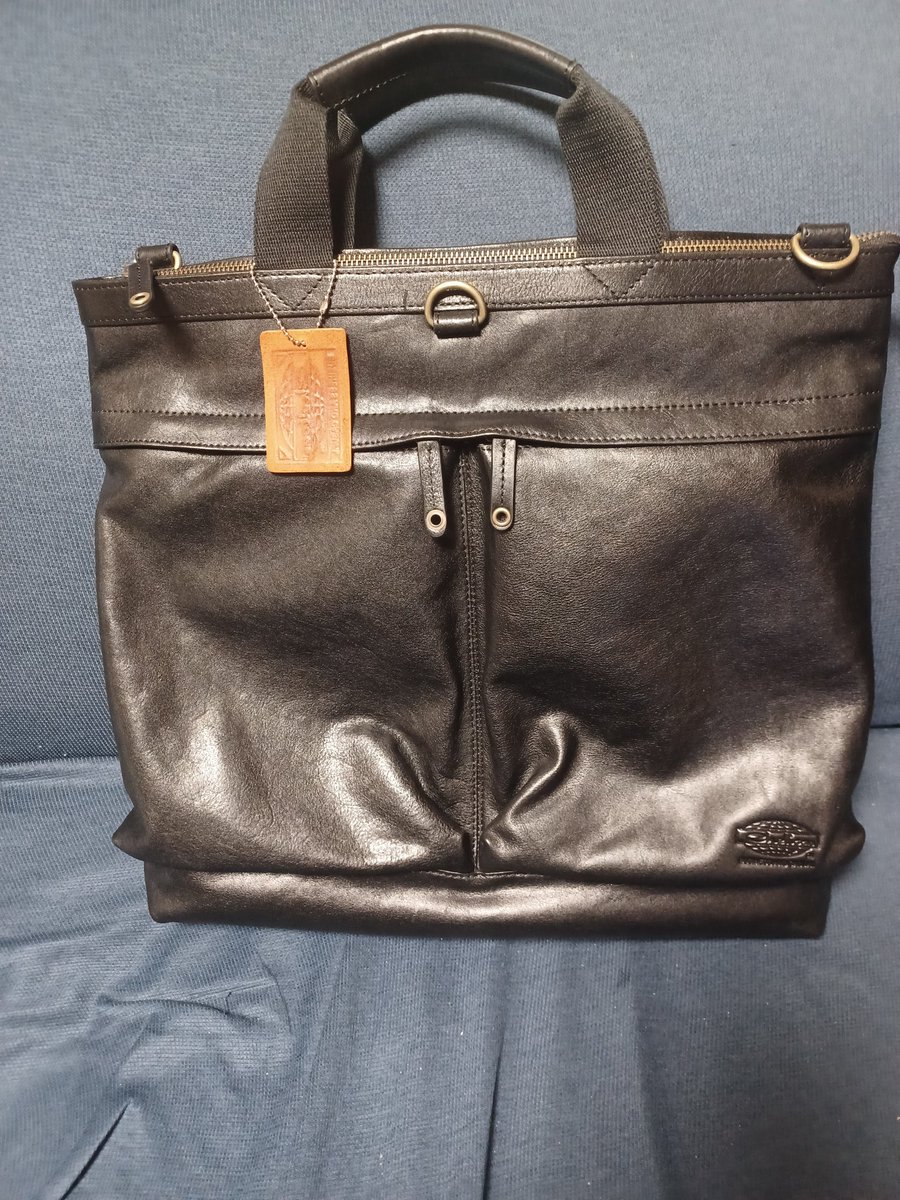 希少品 定価10万以上 DSQUARED2 高級レザーヘルメットバッグ オマケ付 ヘルメットバッグ