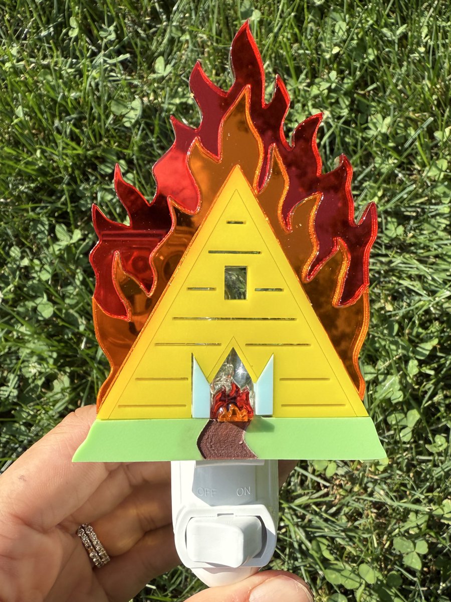 𝕙𝕠𝕟𝕖𝕪 𝕙𝕖𝕒𝕣𝕥𝕖𝕕🐝 tweet media