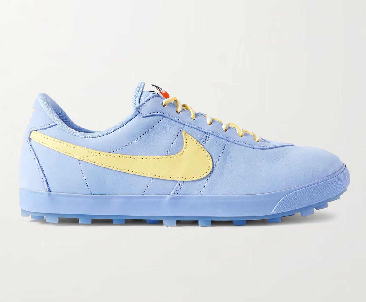 snkr_twitr's tweet photo. AD:  Dropped early via Net-A-Porter
Nike Astrograbber 'Aluminum/Soft Yellow'

Shop -> https://t.co/YpgK4R2SAv https://t.co/rXqX7JQBvH