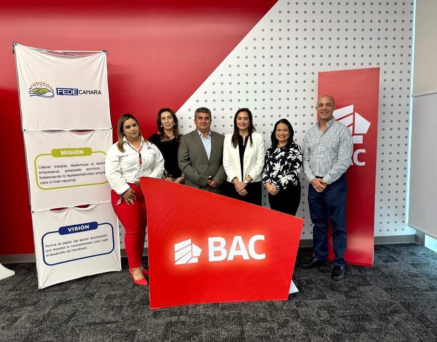 FEDECAMARA (@fedecamarahn) on Twitter photo 🤝 FEDECAMARA y <a href="/baccredomaticho/">BAC Honduras</a> firmamos un convenio para fortalecer a las Pymes de todo el país.
📈 Formación, asesoría financiera y redes de apoyo para que nuestros empresarios crezcan y se fortalezcan.
#FEDECAMARA #BACHonduras #PymesHonduras 🤝 FEDECAMARA y <a href="/baccredomaticho/">BAC Honduras</a> firmamos un convenio para fortalecer a las Pymes de todo el país.
📈 Formación, asesoría financiera y redes de apoyo para que nuestros empresarios crezcan y se fortalezcan.
#FEDECAMARA #BACHonduras #PymesHonduras