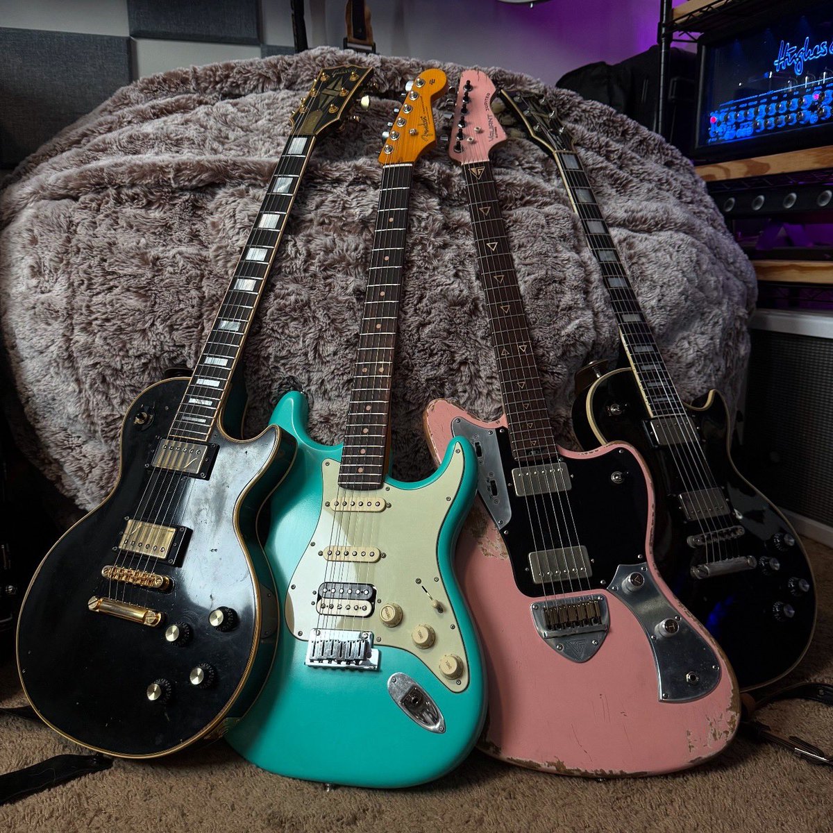 Hunter 李特 tweet media