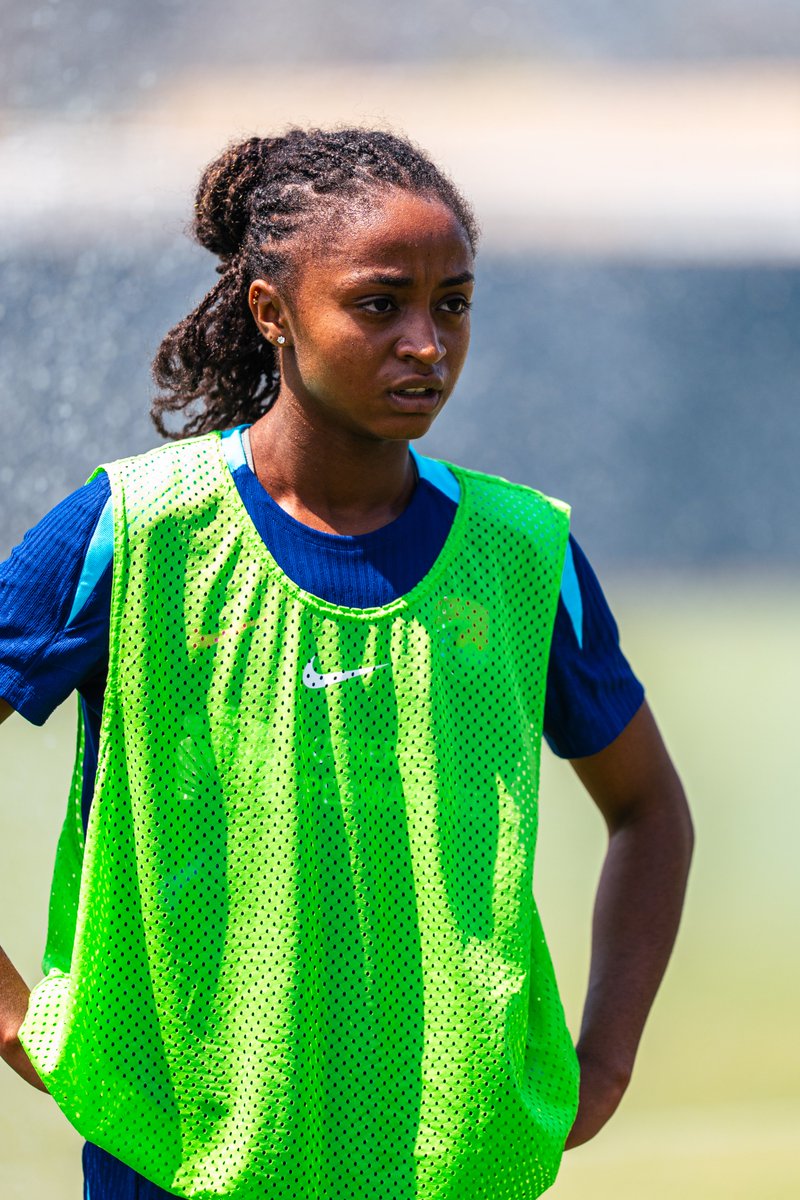 sandiegowavefc's tweet photo. laurina's ready to make waves 🌊 https://t.co/da3UGDwRtP