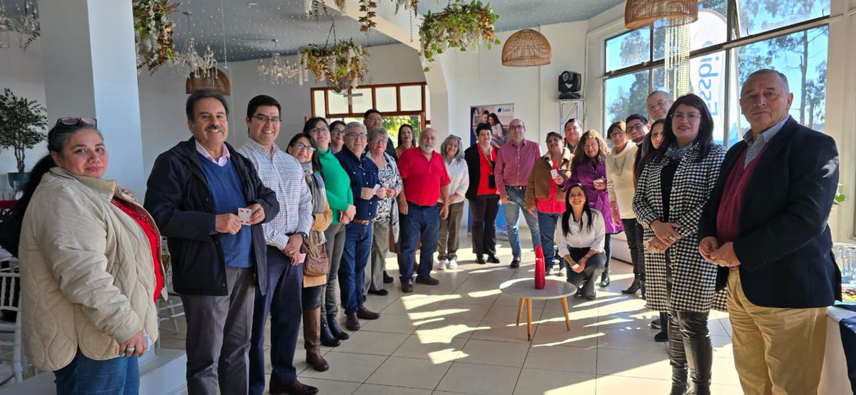 Continuamos con las celebraciones por el #DíaNacionalDelDirigenteSocial Hoy nos reunimos con líderes de diversas comunas de la región del Biobío para reconocer el inmenso trabajo que realizan de manera desinteresada por mejorar la calidad de vida de sus vecinos y comunidad.