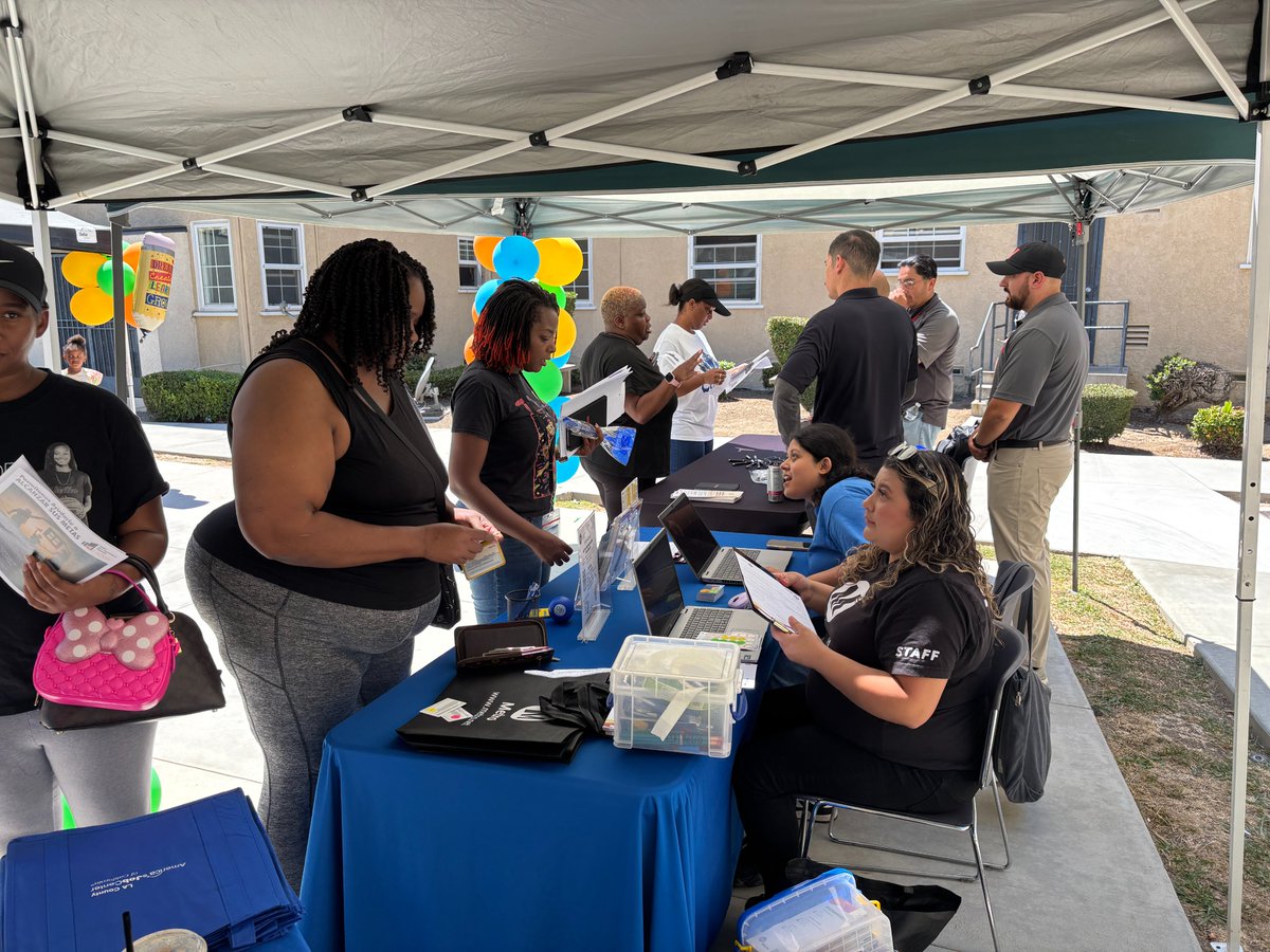 #TBT to our Back to School Jam celebration at South Scattered Sites public housing development! Under a sunny sky, our youth &amp; families grabbed school supplies, backpacks, &amp; educational resources to kick off the school year right. Big shoutout to everyone who showed up!