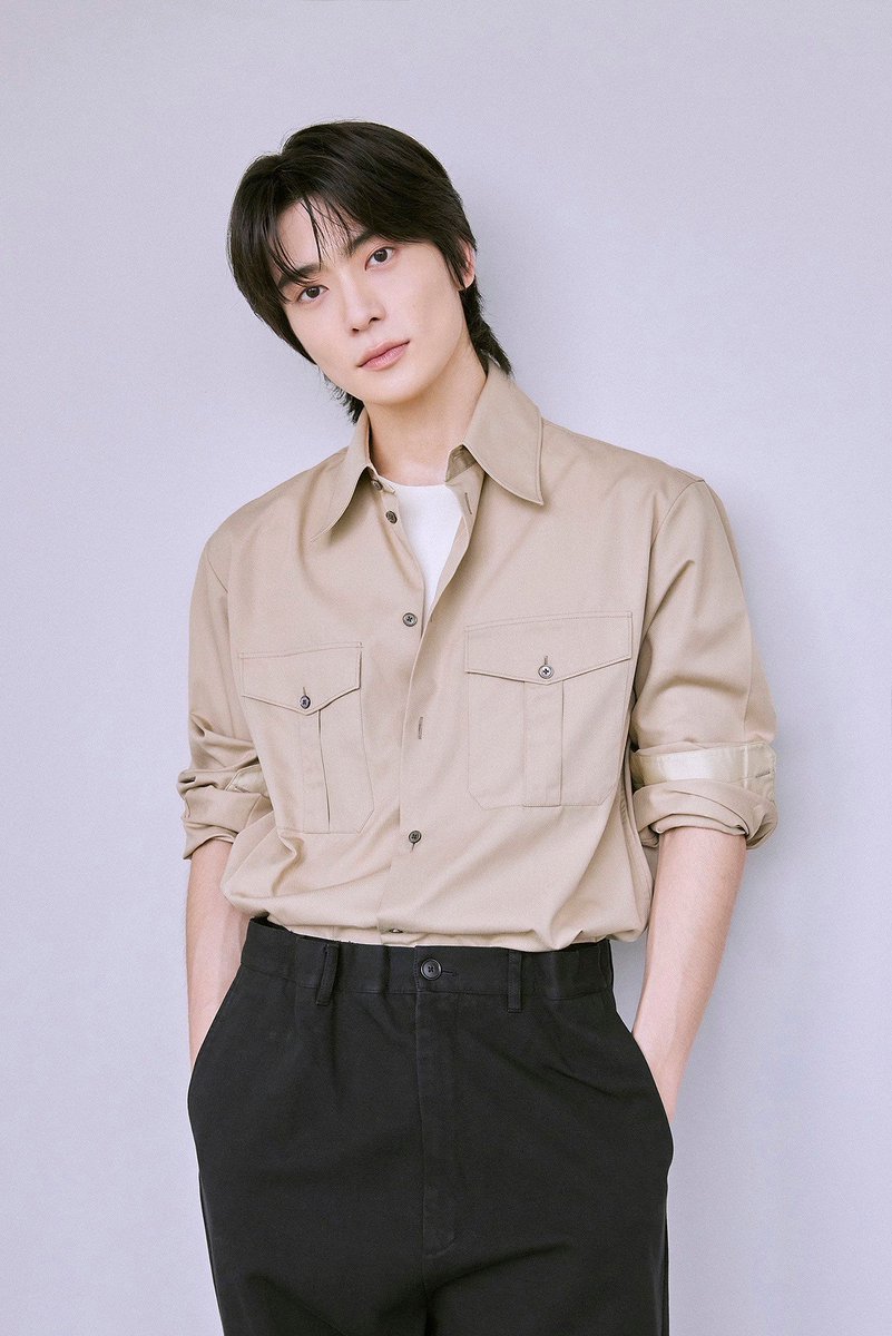 hourly jaehyun tweet media
