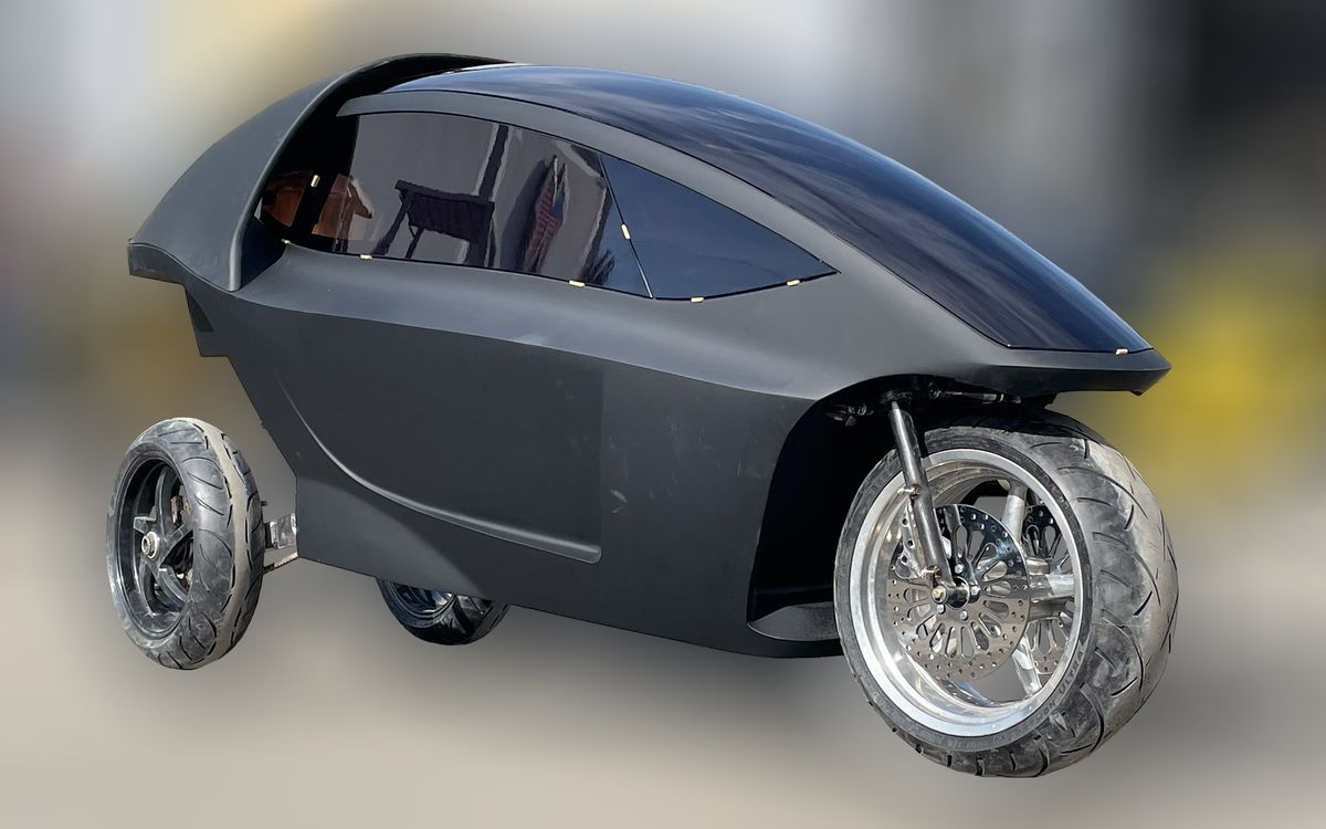 Could This Three-Wheel Motorcycle Be the Answer to Traffic Woes? buff.ly/BmH3a4k