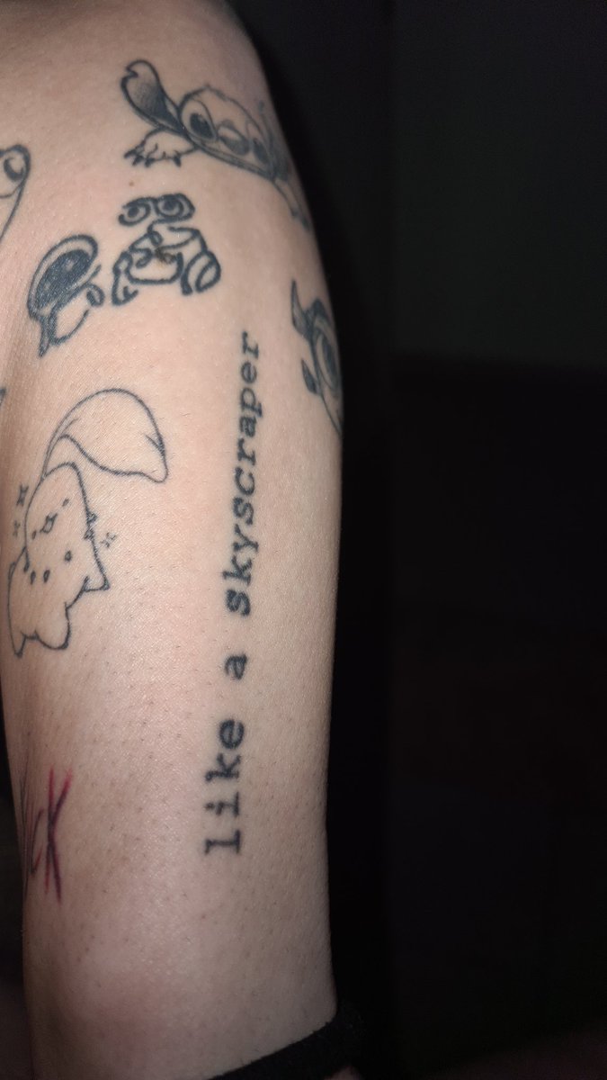 ma' life ☁️ tweet media