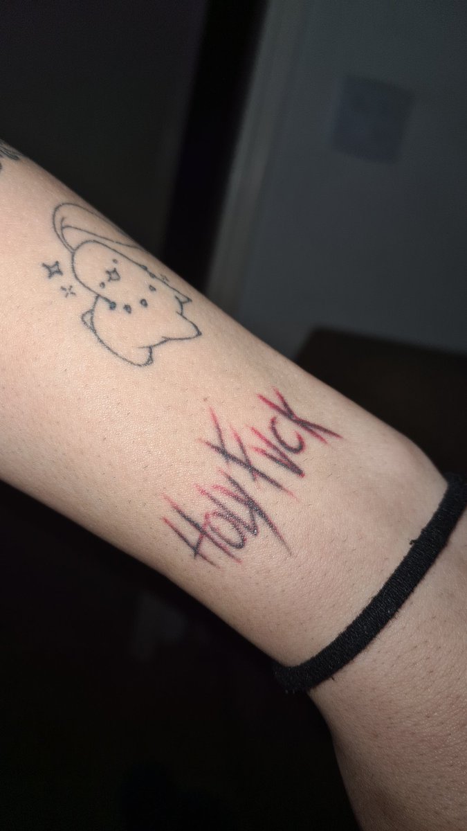 ma' life ☁️ tweet media