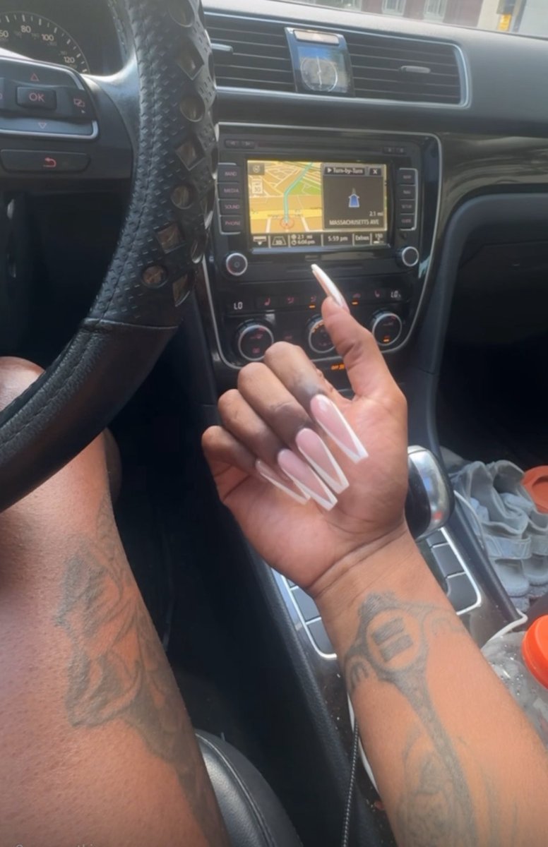 QuintyneTravis's tweet photo. 💅🏾 https://t.co/5VctOzCu3Q